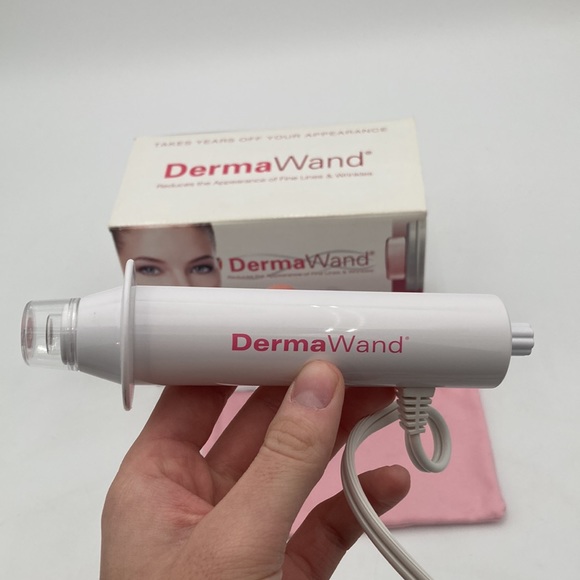 DermaWand Anti Aging Device Reduces Fine Lines & Wrinkles New - Picture 4 of 11